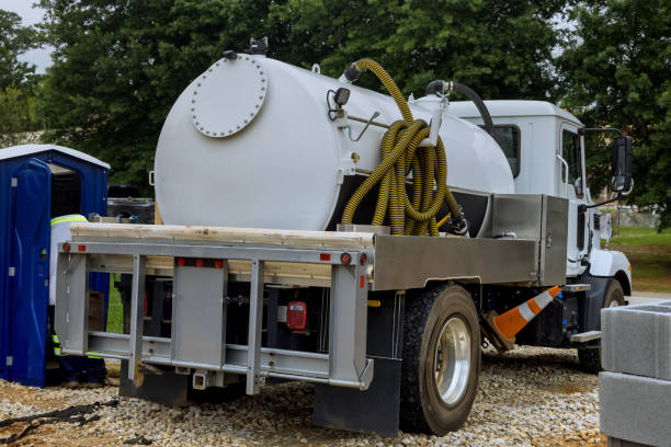 Portable Toilet Options We Offer in Alton, IL